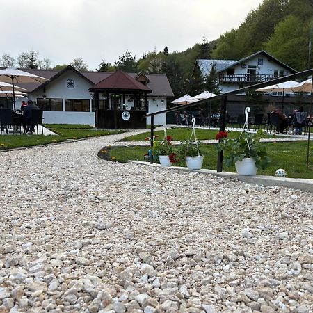 Cabana Izvoarele Doftanei Trăisteni Εξωτερικό φωτογραφία