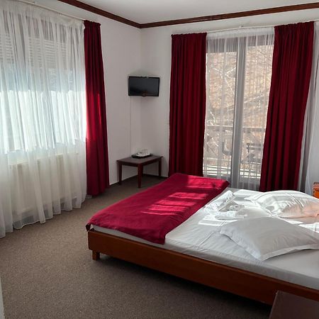 Cabana Izvoarele Doftanei Trăisteni Εξωτερικό φωτογραφία