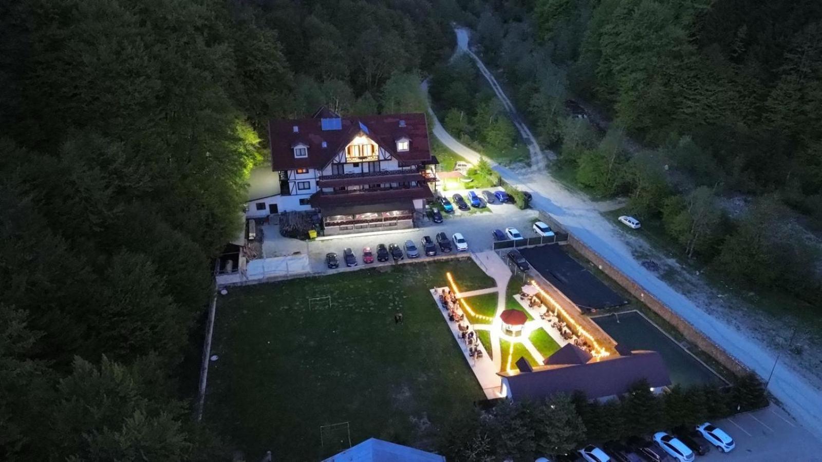 Cabana Izvoarele Doftanei Trăisteni Εξωτερικό φωτογραφία